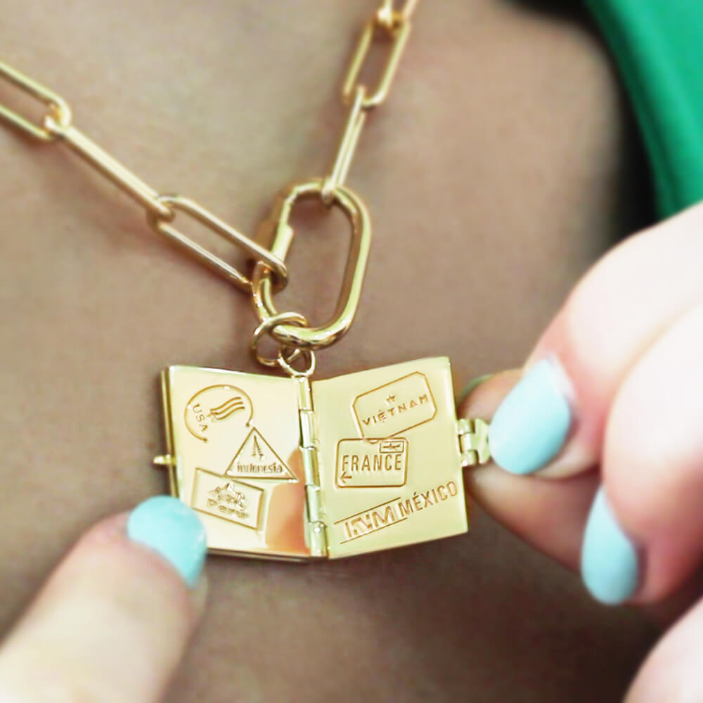 Passport Book Charm USA Solid Gold