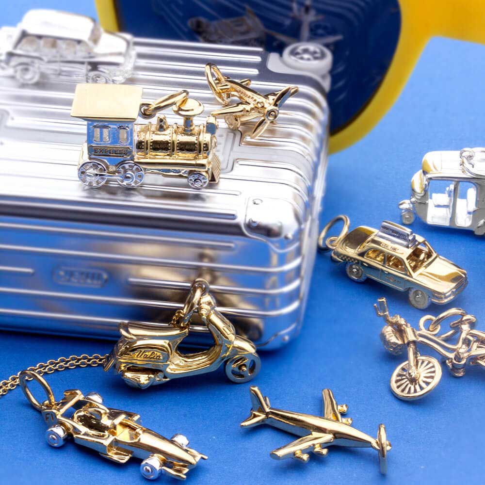 Locomotive Charm, Gold