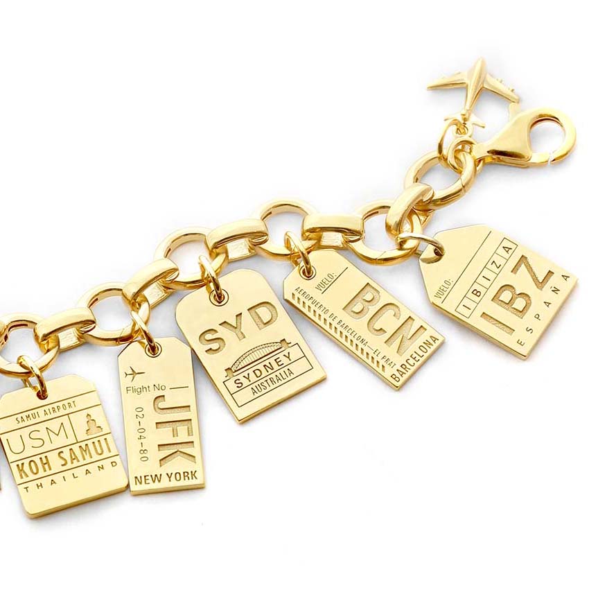 GOLD CHARM BRACELET BUNDLE WITH 5 LUGGAGE TAG CHARMS (4401088069720)