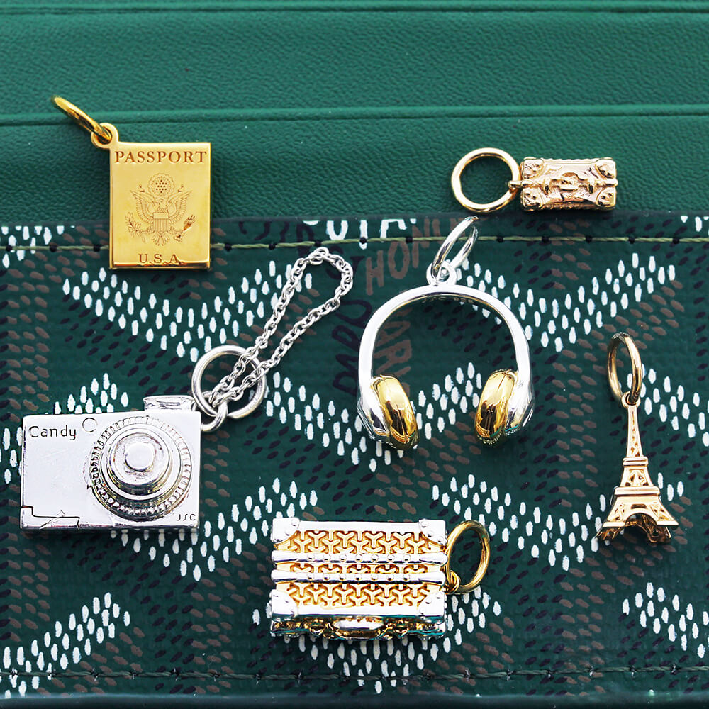 Silver Headphones Charm - JET SET CANDY (6782955126968)